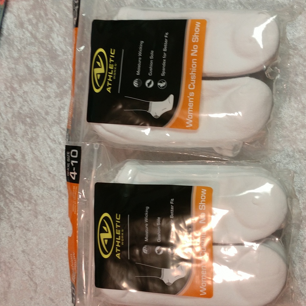 2 Packs Athletic Works (20 pairs) No Show White Socks Cushion Sole Moisture Wick
